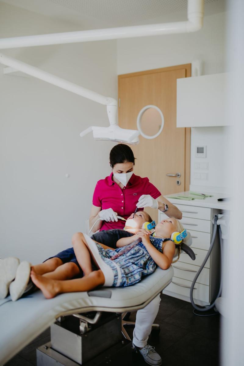 Fotoshooting Zahn Zauberei 210618 140