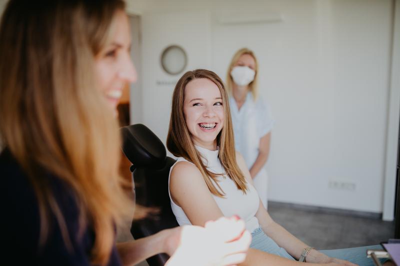 Fotoshooting Zahn Zauberei 210618 304