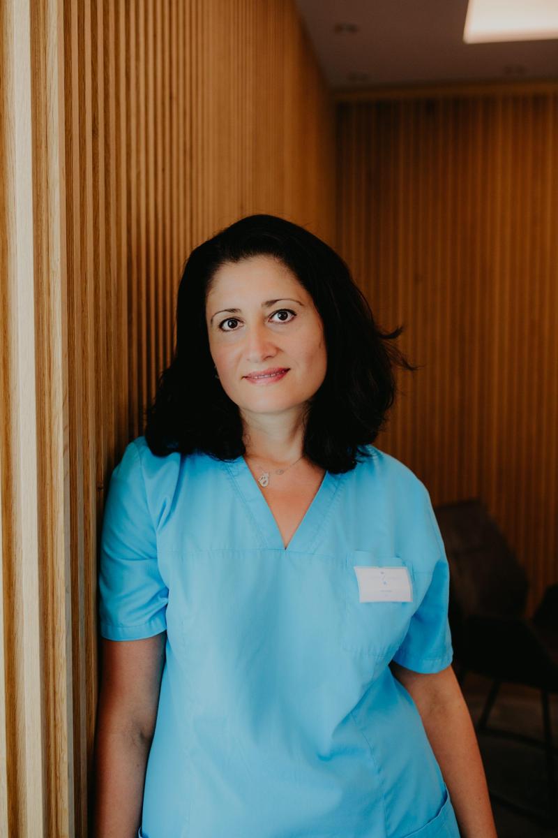 Retuschiert Fotoshooting Zahn Zauberei 210618 10