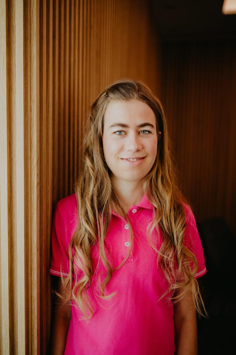 Retuschiert Fotoshooting Zahn Zauberei 210618 5